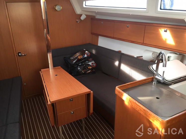 Bavaria 34 Cruiser - Yacht Charter Sailica