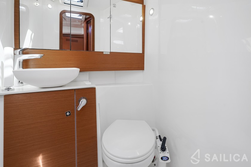 Dufour 430 - Yacht Charter Sailica