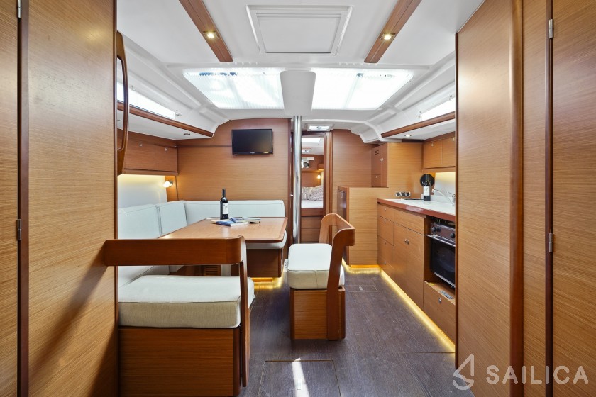 Dufour 430 - Yacht Charter Sailica