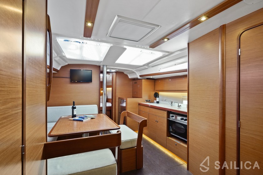 Dufour 430 - Yacht Charter Sailica