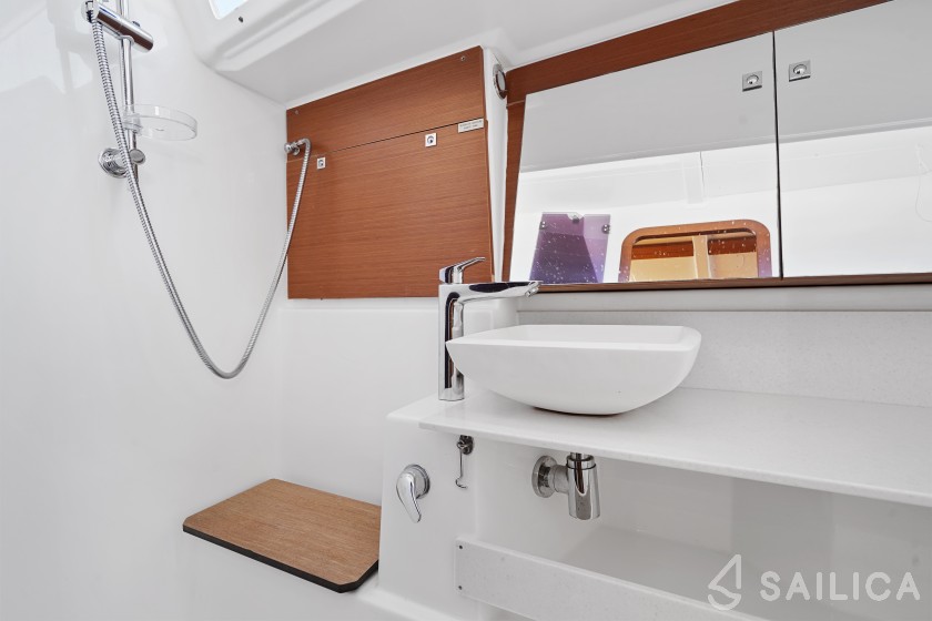 Dufour 430 - Yacht Charter Sailica