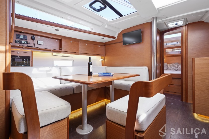Dufour 430 - Yacht Charter Sailica