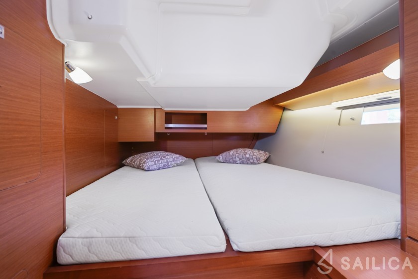 Dufour 430 - Yacht Charter Sailica