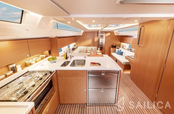 Bavaria C45 Style - Yacht Charter Sailica