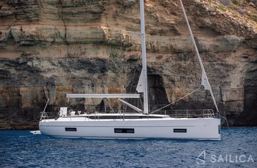 Bavaria C45 Style - Yacht Charter Sailica