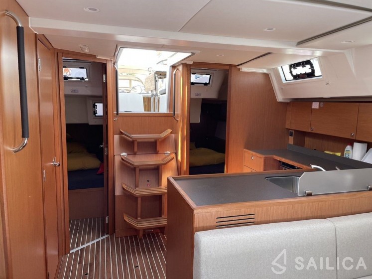 Bavaria C45 Style - Yacht Charter Sailica