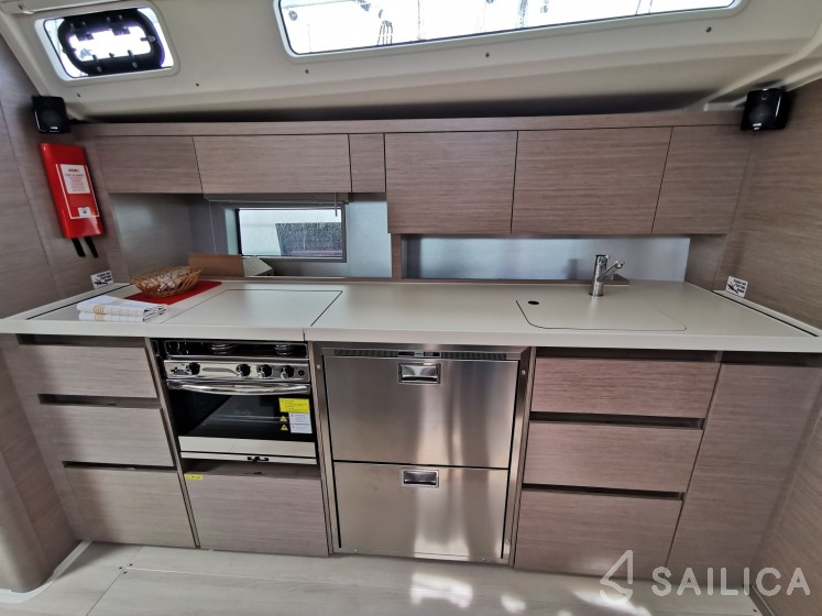 Hanse 508 - Yacht Charter Sailica