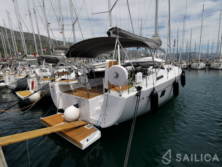 Hanse 508 - Yacht Charter Sailica