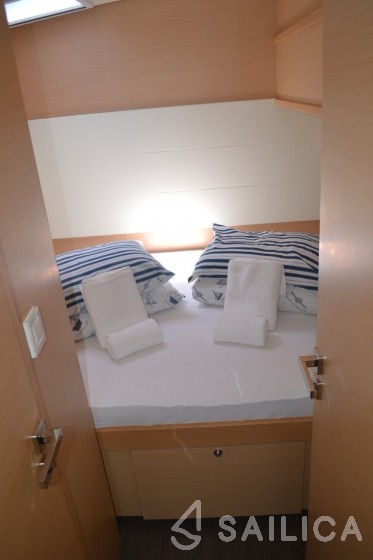 Lagoon 52 - Yacht Charter Sailica