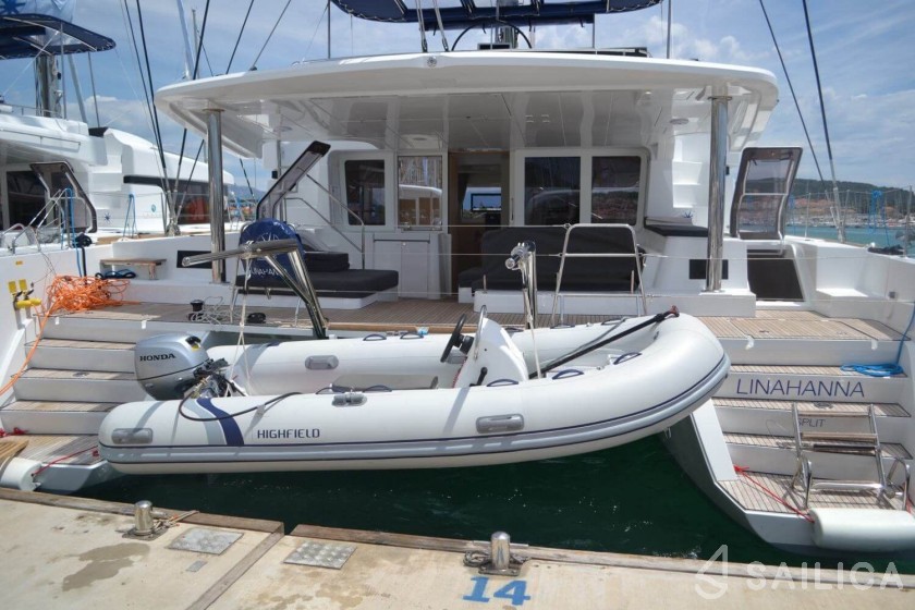 Lagoon 52 - Yacht Charter Sailica