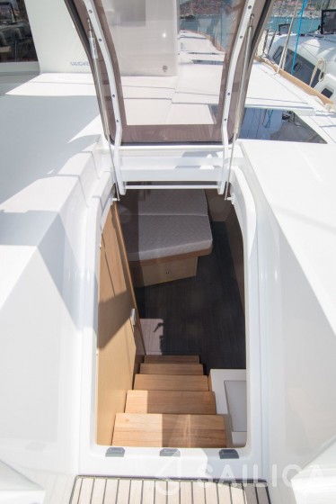 Lagoon 52 - Yacht Charter Sailica