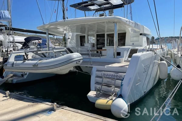 Lagoon 52 - Yacht Charter Sailica