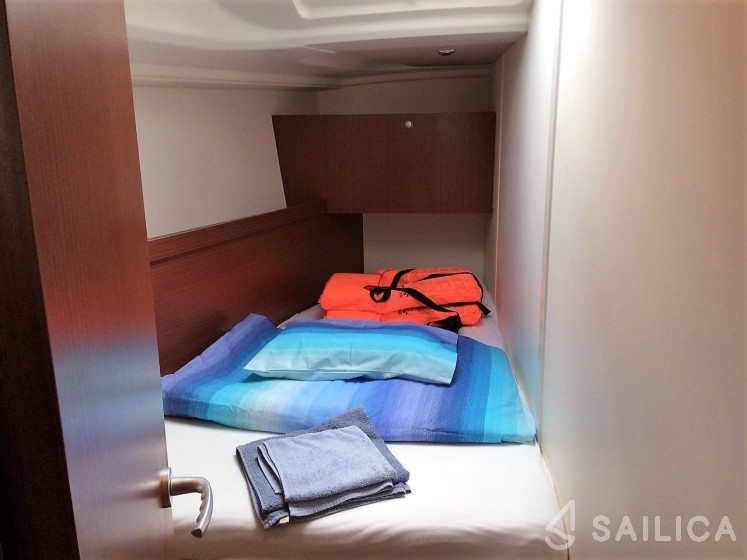 Hanse 455 - Yacht Charter Sailica