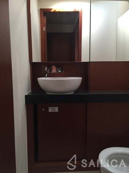 Hanse 455 - Yacht Charter Sailica