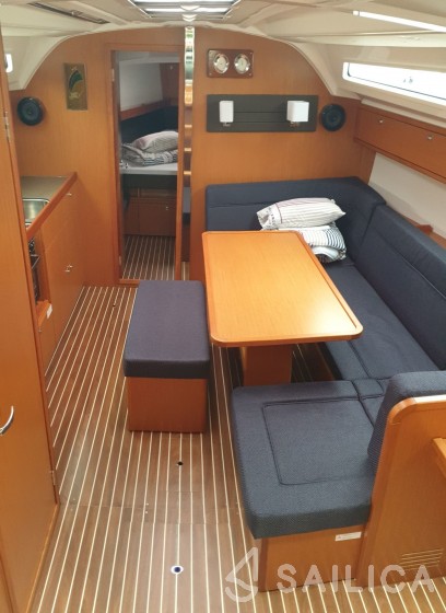 Bavaria Cruiser 41 - Yacht Charter Sailica
