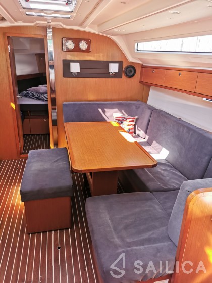 Bavaria Cruiser 41 - Yacht Charter Sailica