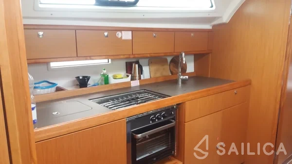 Bavaria 41 Cruiser - Yacht Charter Sailica