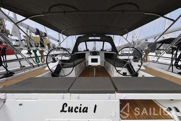 Dufour 430 - Yacht Charter Sailica