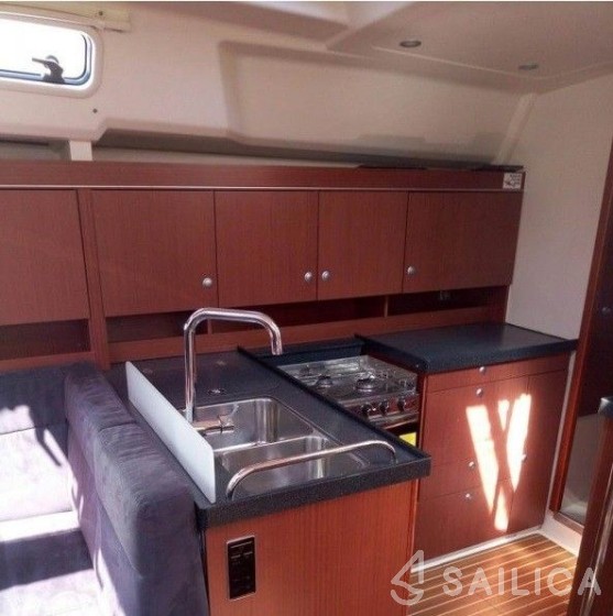 Hanse 455 - Yacht Charter Sailica