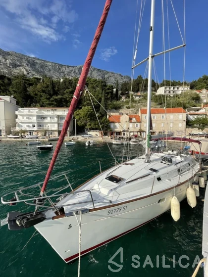 Oceanis 411 Celebration - Yacht Charter Sailica
