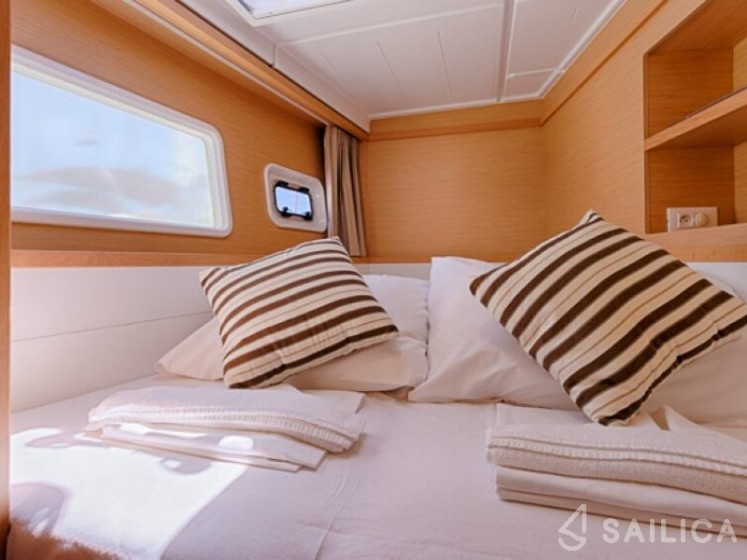 Lagoon 39 - Yacht Charter Sailica