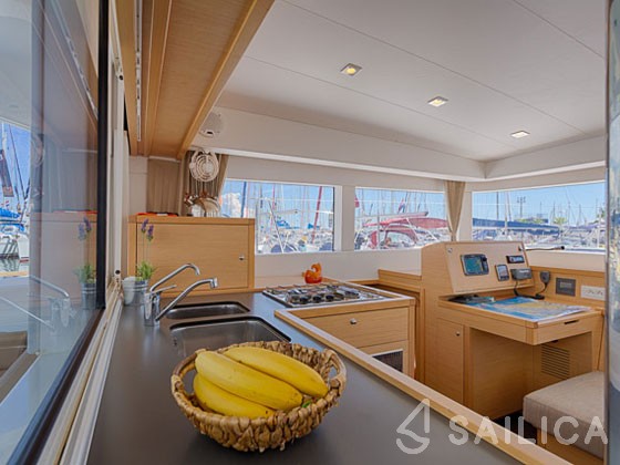 Lagoon 39 - Yacht Charter Sailica