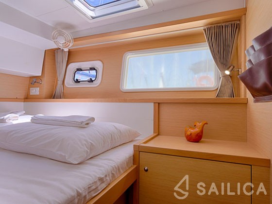 Lagoon 39 - Yacht Charter Sailica