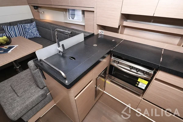 Hanse 458 - Yacht Charter Sailica