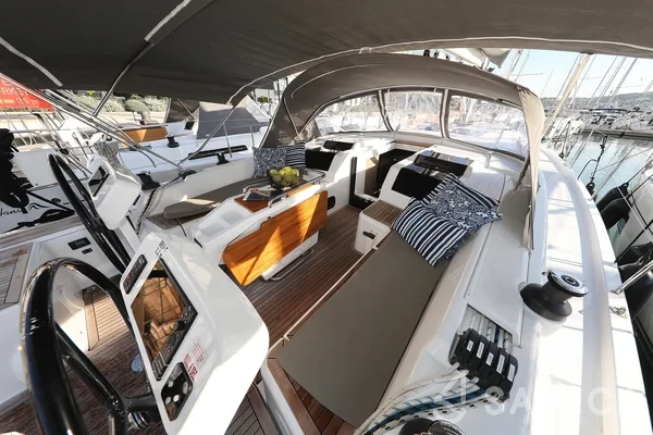 Hanse 458 - Yacht Charter Sailica