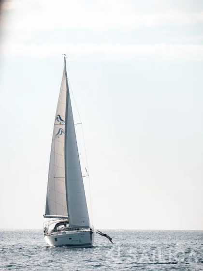 Hanse 455 - Yacht Charter Sailica