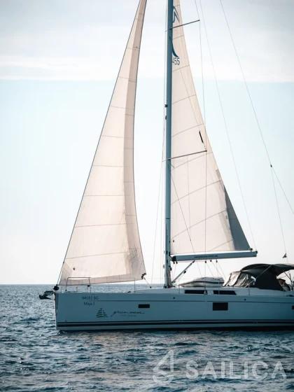 Hanse 455 - Yacht Charter Sailica