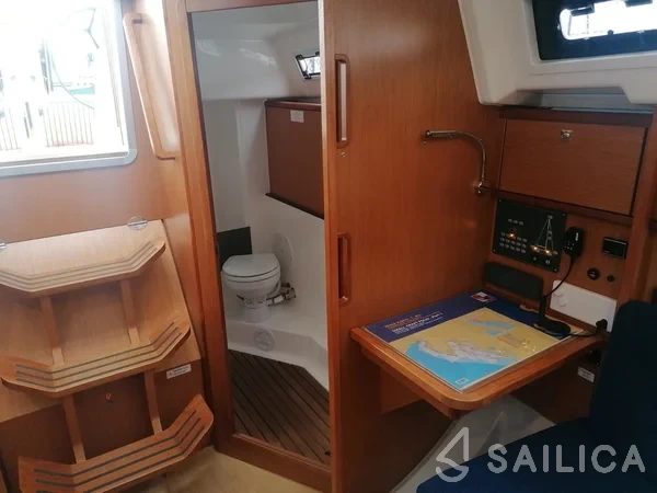 Bavaria 34 Cruiser - Yacht Charter Sailica