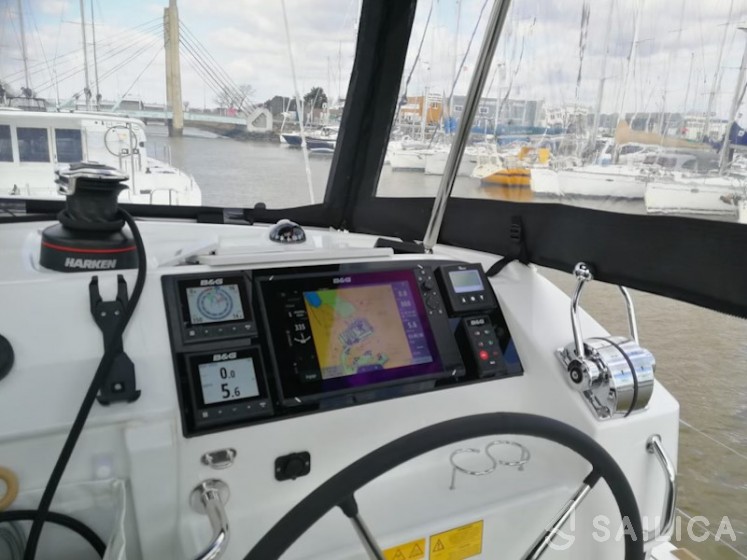 Lagoon 40 - Yacht Charter Sailica