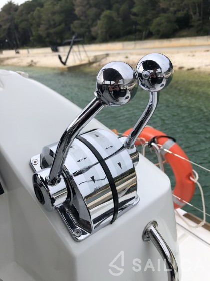 Lagoon 40 - Yacht Charter Sailica