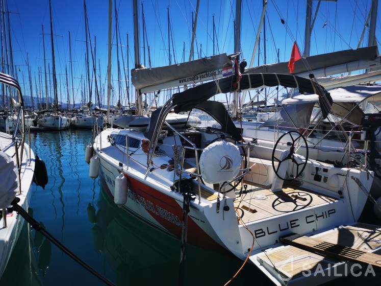 Dehler 38 - Yacht Charter Sailica