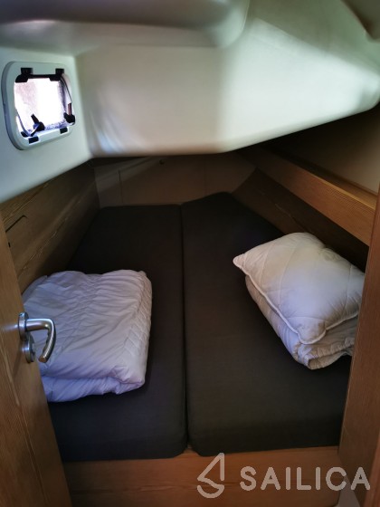 Dehler 38 - Yacht Charter Sailica