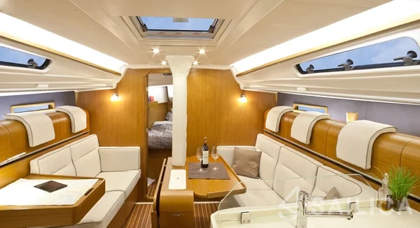 Dehler 38 - Yacht Charter Sailica