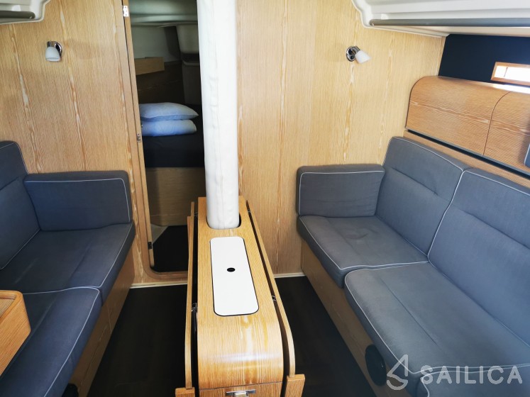 Dehler 38 - Yacht Charter Sailica