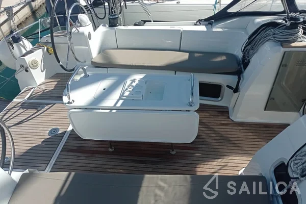 Sun Odyssey 479 - Yacht Charter Sailica