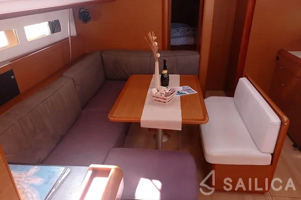 Sun Odyssey 479 - Yacht Charter Sailica