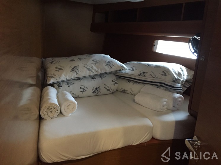 Sun Odyssey 479 - Yacht Charter Sailica