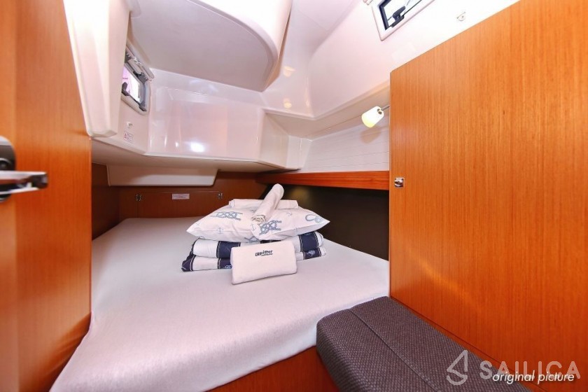 Bavaria 37 Cruiser - Yacht Charter Sailica