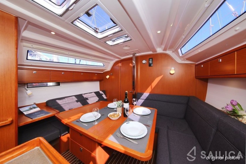 Bavaria 37 Cruiser - Yacht Charter Sailica