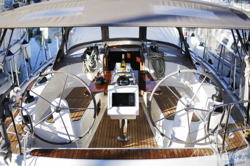 Bavaria 37 Cruiser - Yacht Charter Sailica