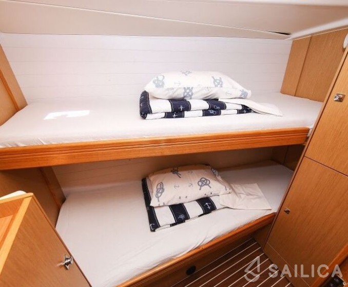 Bavaria 51 Cruiser - Yacht Charter Sailica