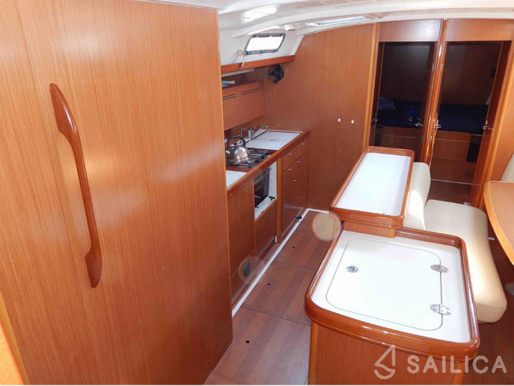 Cyclades 50.5 - Yacht Charter Sailica