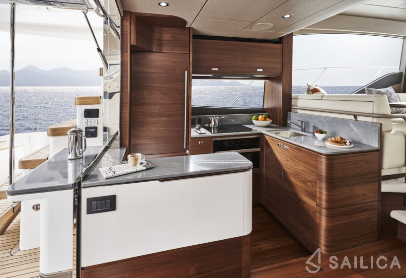 Princess 55 F - Yacht Charter Sailica