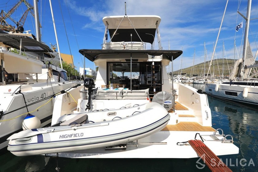 MY 37 - Yacht Charter Sailica