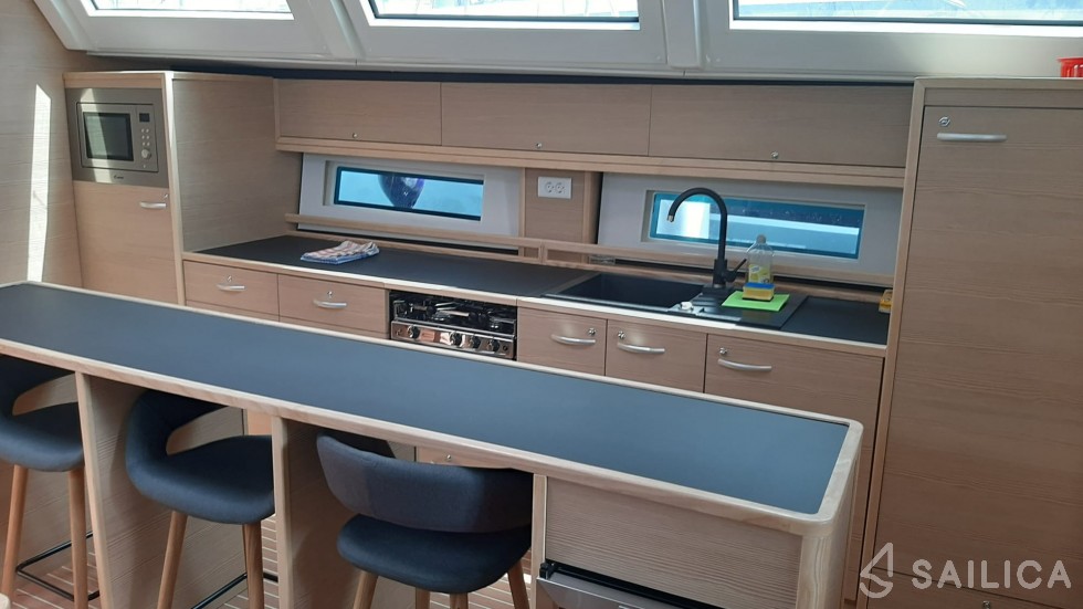 D&D Kufner 54 - Yacht Charter Sailica
