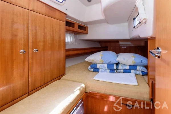 Bavaria 46 Cruiser - Yacht Charter Sailica